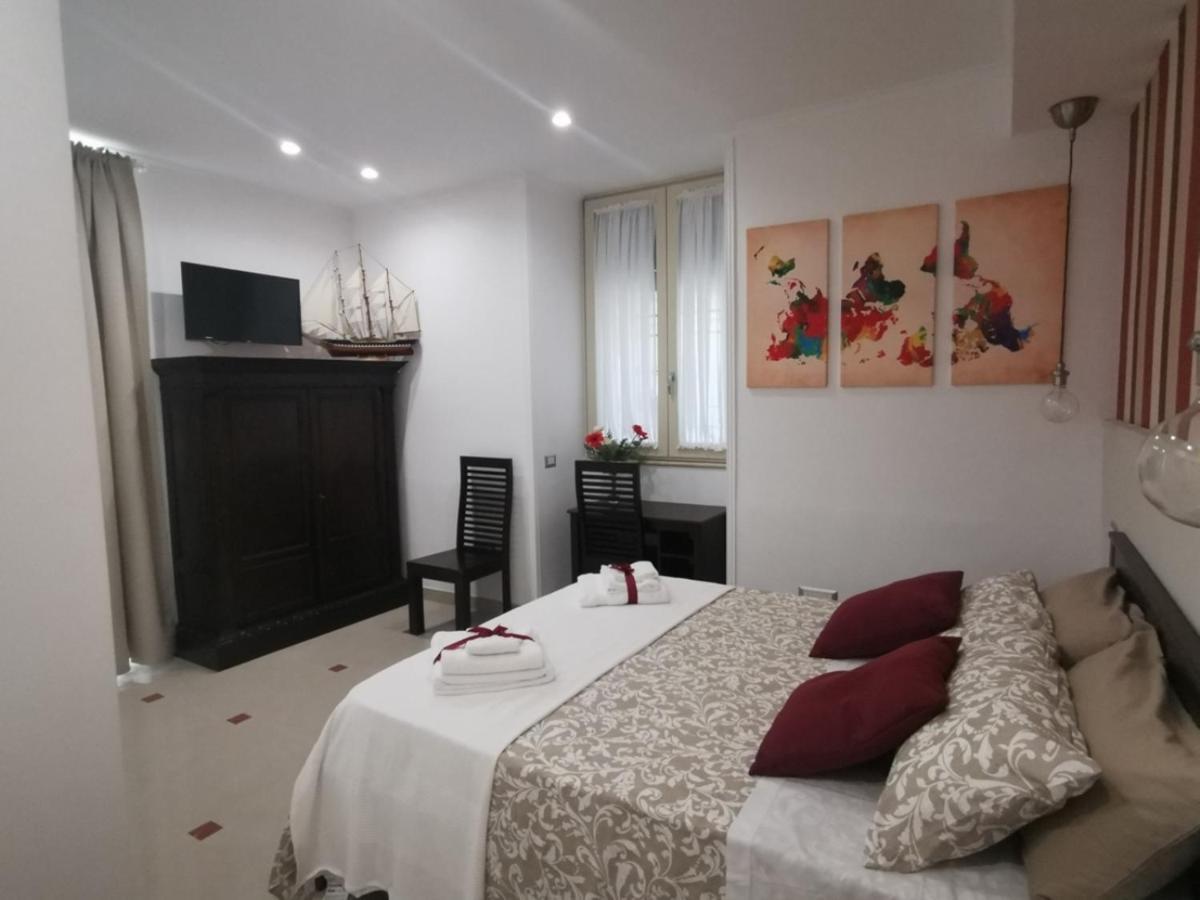 Le Stanze Di Eli E Gio Bed & Breakfast Castellammare di Stabia Eksteriør bilde