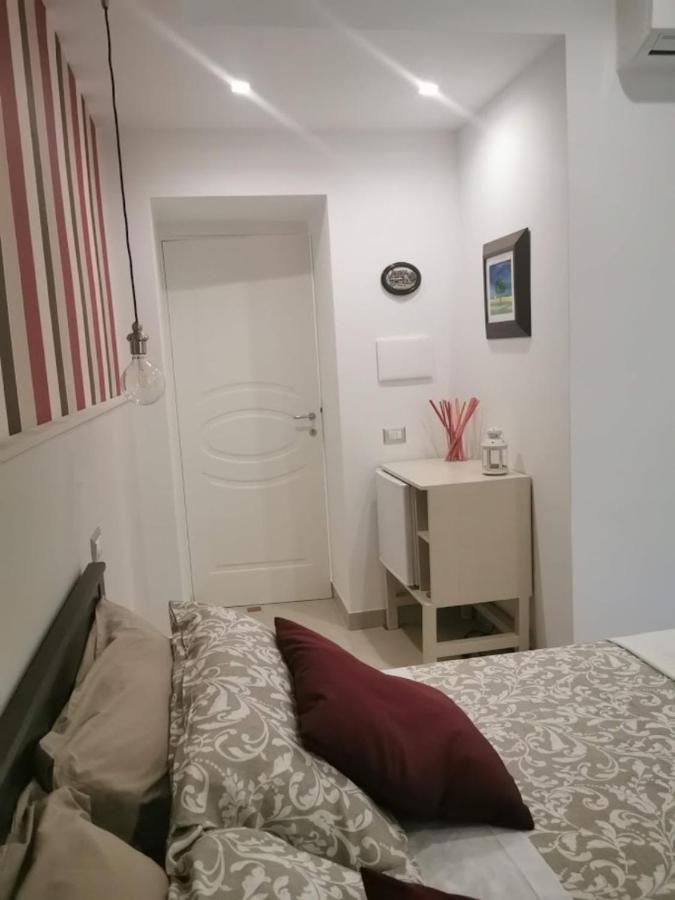 Le Stanze Di Eli E Gio Bed & Breakfast Castellammare di Stabia Eksteriør bilde