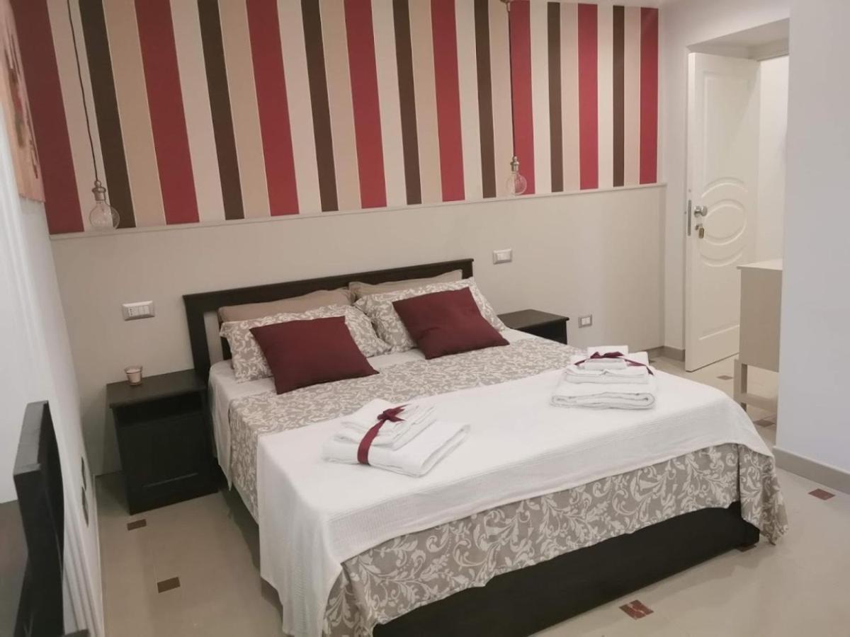 Le Stanze Di Eli E Gio Bed & Breakfast Castellammare di Stabia Eksteriør bilde